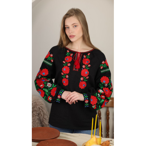 Жіноча блуза чорна з маками (ЖБ 2145) Жіноча блуза чорна з маками (ЖБ 2145)